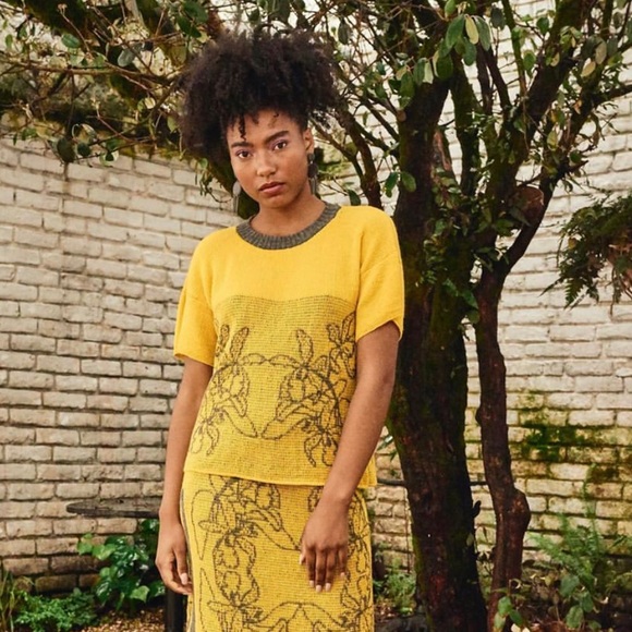 Tops - T-shirt Yellow & Gray Orchid ☀️